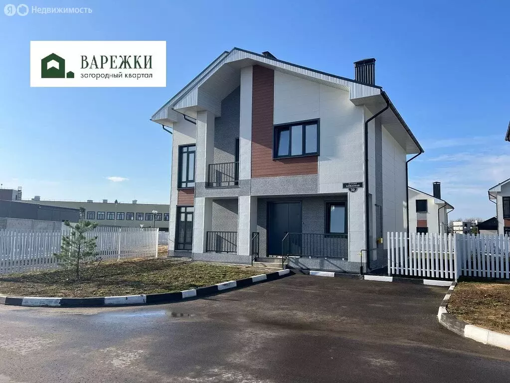 Дом в Московская область, городской округ Щёлково, КП Варежки-3, ... - Фото 1