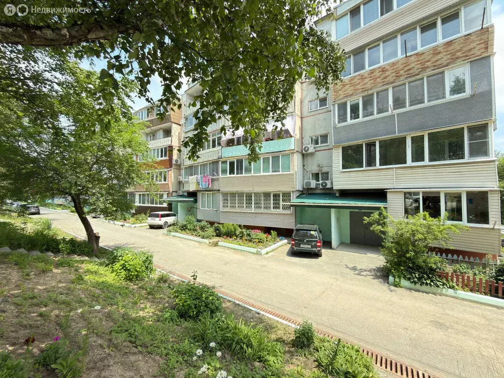 1-комнатная квартира: Артём, улица Кирова, 142 (32.6 м) - Фото 1