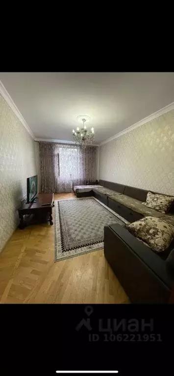 2-к кв. Дагестан, Каспийск ул. М. Халилова, 6 (70.0 м) - Фото 0