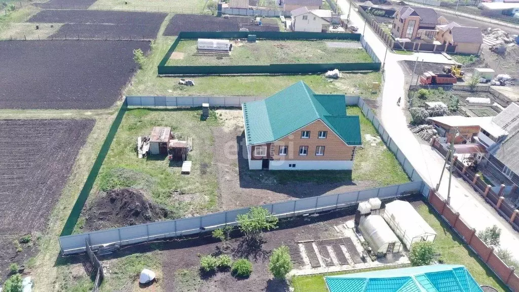 Дом в Тюменская область, Тюменский муниципальный округ, с. Луговое ул. ... - Фото 1