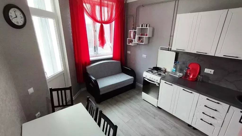 1-к кв. Краснодарский край, Анапа ул. Поликарпова, 2к8 (41.0 м) - Фото 0