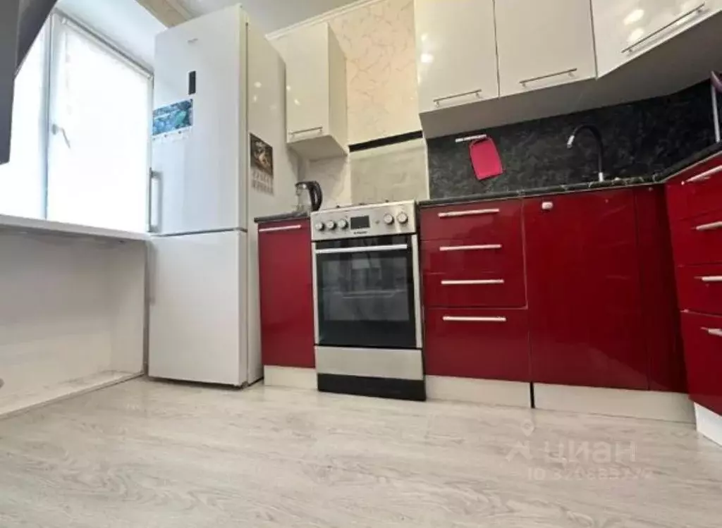 1-к кв. Башкортостан, Уфа ул. Шафиева, 28 (30.0 м) - Фото 2