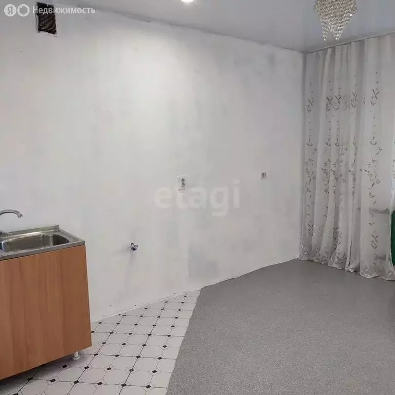 Квартира-студия: Новоалтайск, улица Анатолия, 90 (24 м) - Фото 2