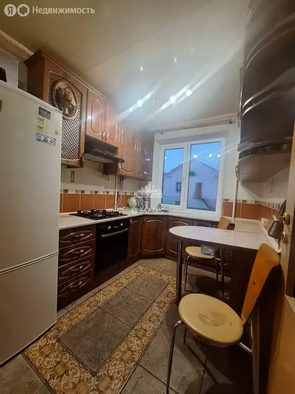 3-комнатная квартира: Керчь, улица Мирошника, 8 (70 м) - Фото 2