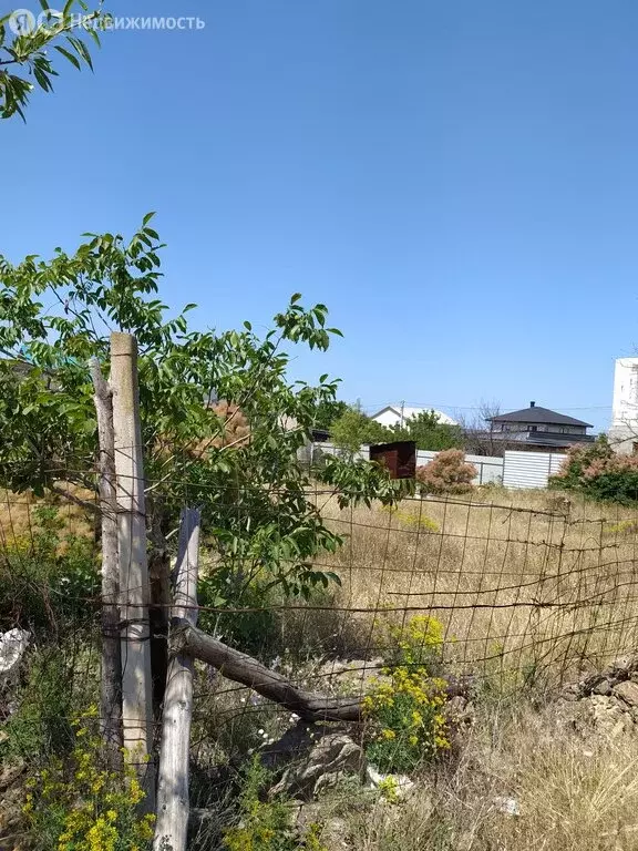 Участок в Севастополь, садоводческое товарищество Оптимист (4 м) - Фото 1