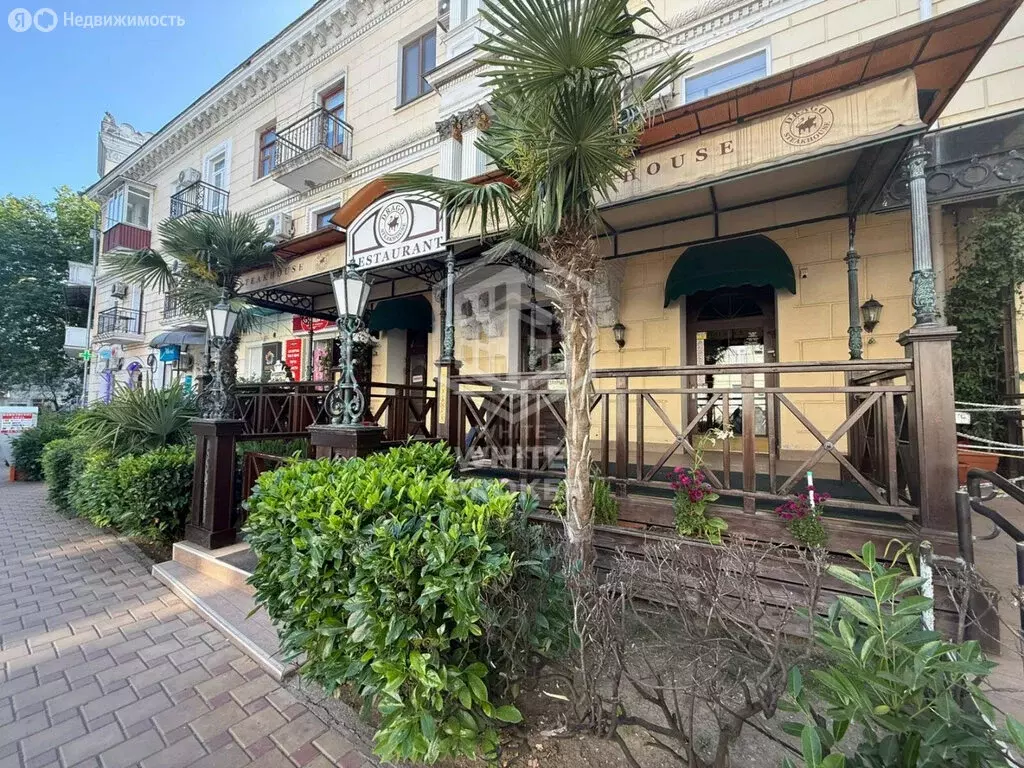 4-комнатная квартира: Ялта, Киевская улица, 12 (104 м) - Фото 0