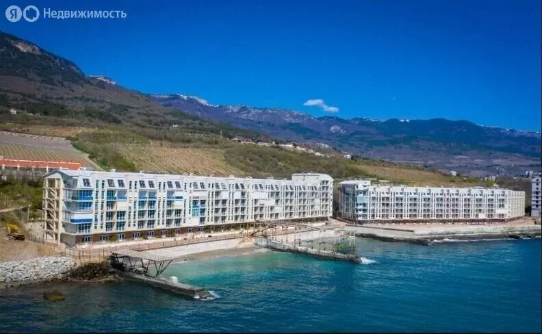 4-комнатная квартира: Гурзуф, набережная Пушкина, 17 (173 м) - Фото 1