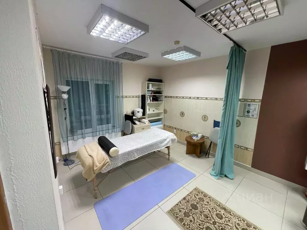 Помещение свободного назначения в Свердловская область, Екатеринбург ... - Фото 2