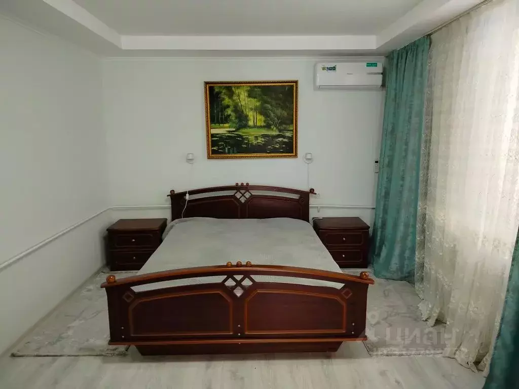Комната Краснодарский край, Сочи Светлана мкр, ул. Тургенева, 12 - Фото 0