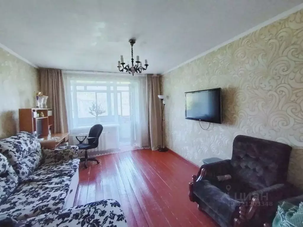 3-к кв. Алтай, Горно-Алтайск ул. Ушакова, 7 (60.0 м) - Фото 1