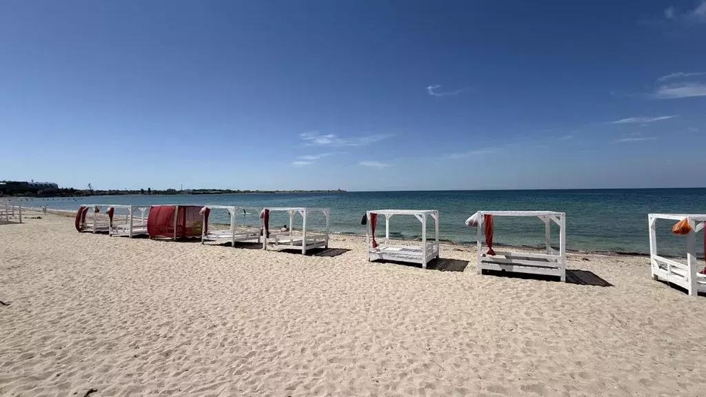 2-к кв. Крым, Черноморское пгт ул. Адмирала Лазарева, 2А (54.0 м) - Фото 2