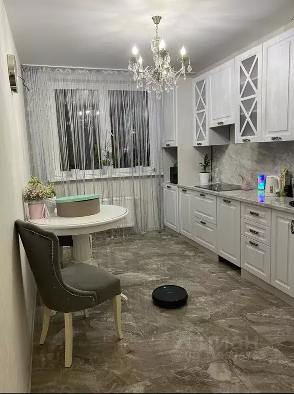 2-к кв. Краснодарский край, Краснодар ул. Цезаря Куникова, 24к3 (61.0 ... - Фото 0