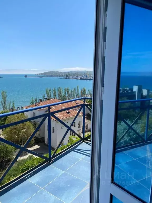 Дом в Крым, Феодосия ул. 3-го Кавалерийского Корпуса, 3А (300 м) - Фото 0