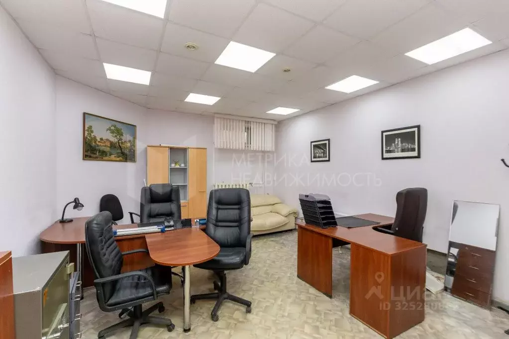 Офис в Тюменская область, Тюмень ул. Чернышевского, 2Бк9 (215 м) - Фото 2
