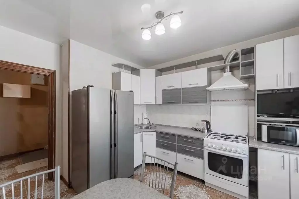 2-к кв. Татарстан, Казань ул. Юлиуса Фучика, 78 (60.0 м) - Фото 1