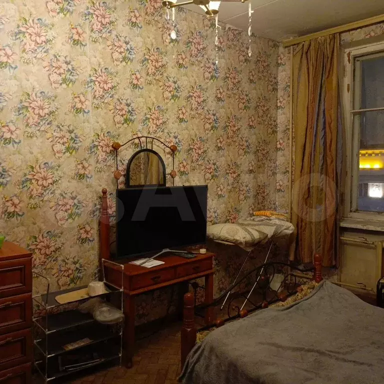 Комната 18 м в 3-к., 7/7 эт. - Фото 0