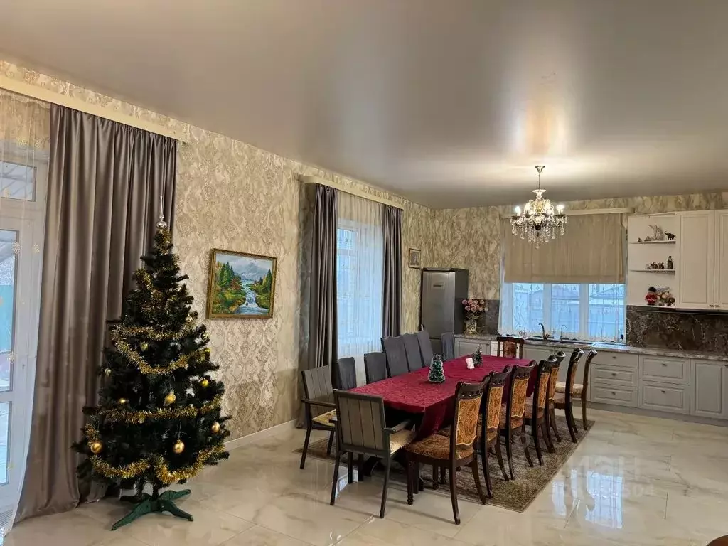 Дом в Ростовская область, Ростов-на-Дону 3-й Дамасский пер., 93 (250 ... - Фото 1