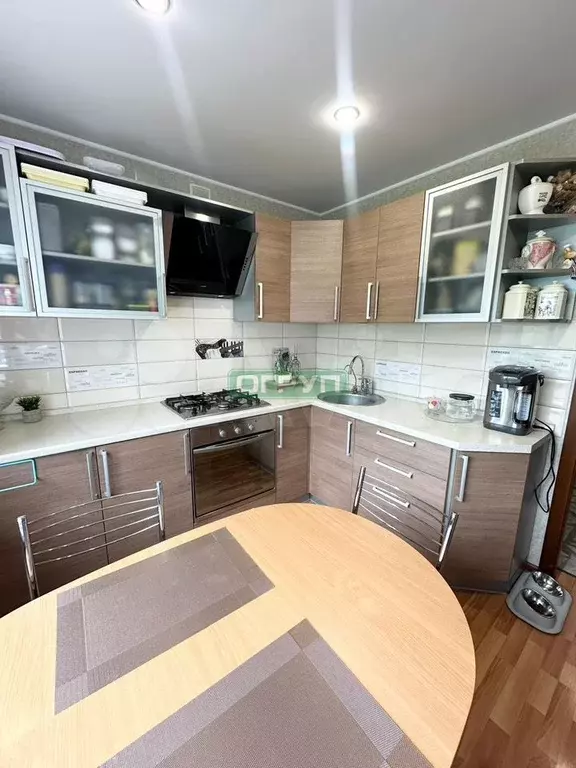 3-к. квартира, 77 м, 5/10 эт. - Фото 0