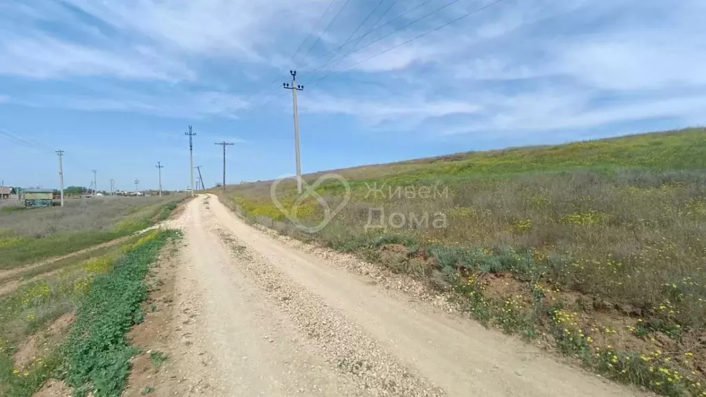 Участок в Волгоградская область, Среднеахтубинский район, Красное ... - Фото 1