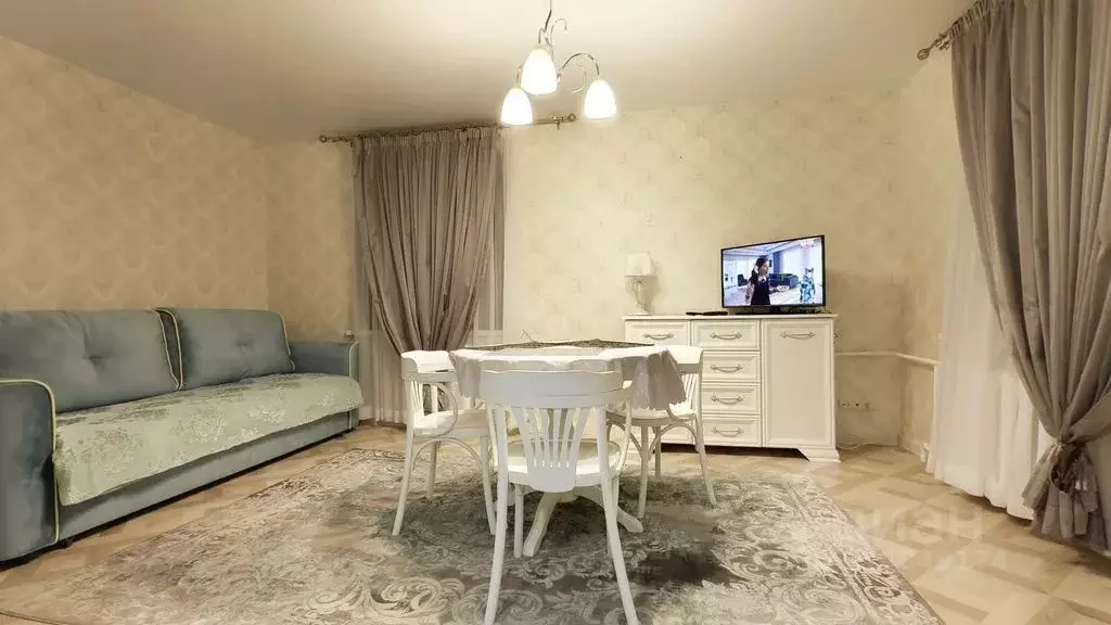 2-к кв. Смоленская область, Вязьма ул. Ленина, 12 (43.0 м) - Фото 0