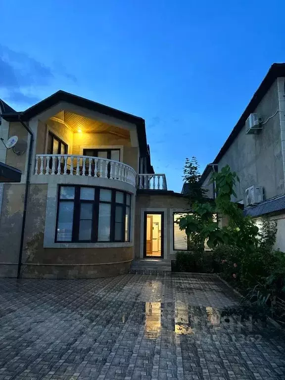 Дом в Дагестан, Каспийск просп. Акулиничева, 22Е (250 м) - Фото 0