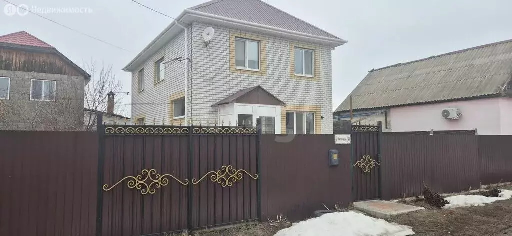 Дом в Энгельс, Кирпичная улица, 30 (121 м) - Фото 1