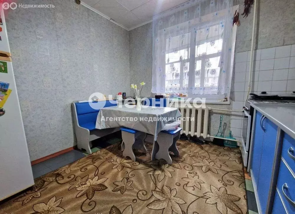 2-комнатная квартира: Шахты, улица Хабарова, 28А (52.9 м) - Фото 1