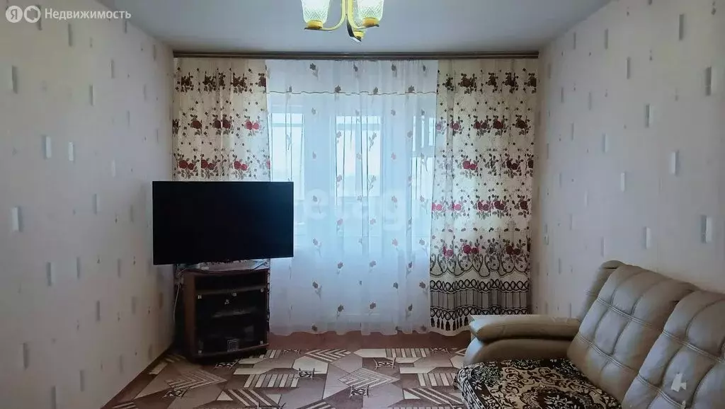 1-комнатная квартира: Сыктывкар, проспект Бумажников, 33 (30.9 м) - Фото 0