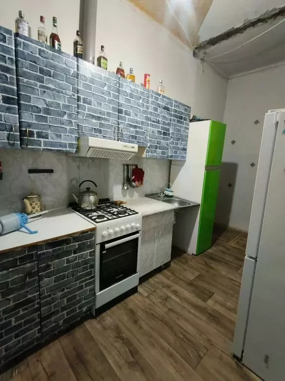 3-к кв. Свердловская область, Нижний Тагил Лайская ул., 13 (61.0 м) - Фото 0