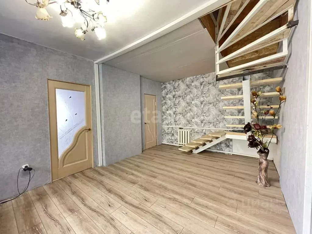 Дом в Карачаево-Черкесия, Черкесск Юбилейная ул. (116 м) - Фото 1