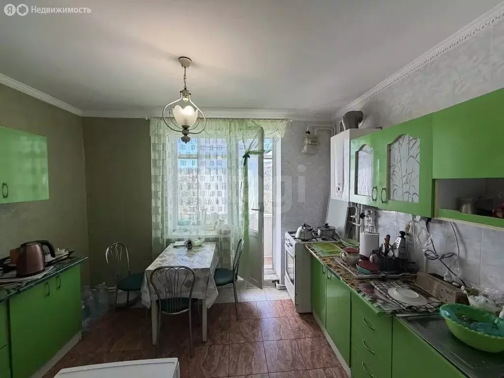 3-комнатная квартира: Феодосия, Украинская улица, 31 (65.5 м) - Фото 1