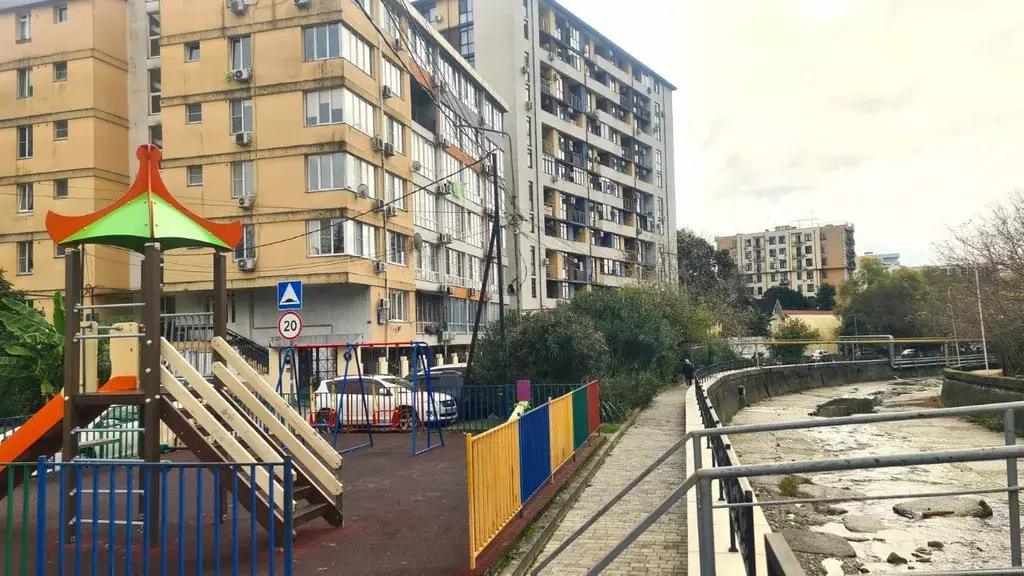 1-к кв. Краснодарский край, Сочи ул. Полтавская, 19/6 (30.1 м) - Фото 1