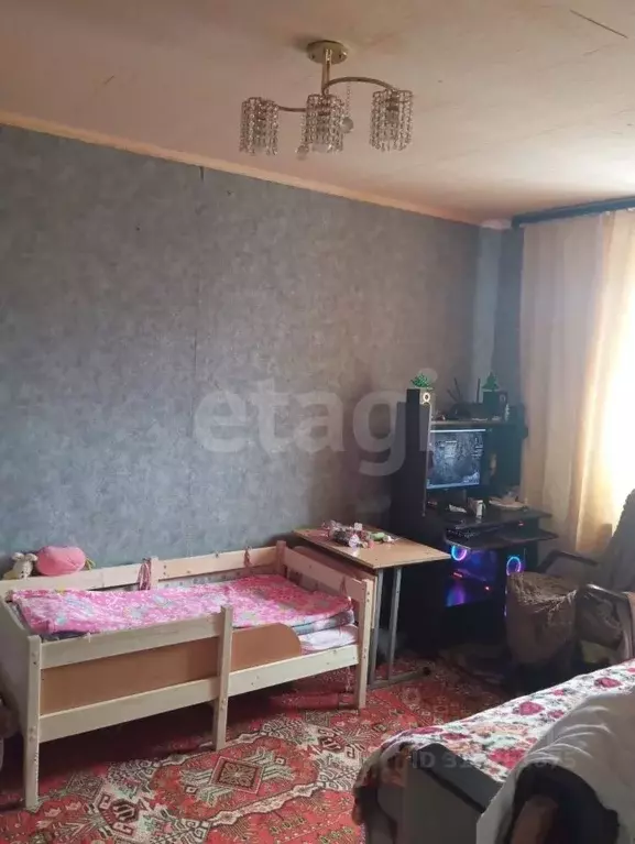 2-к кв. Тюменская область, Тобольск 9-й мкр, 5А (39.8 м) - Фото 0