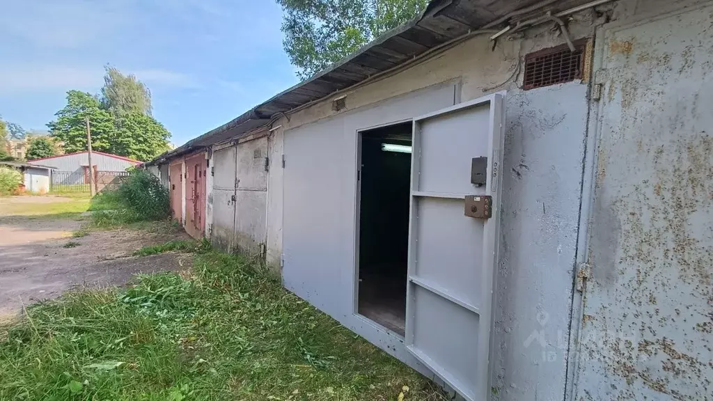 Гараж в Ленинградская область, Выборг Путейская ул. (17 м) - Фото 0