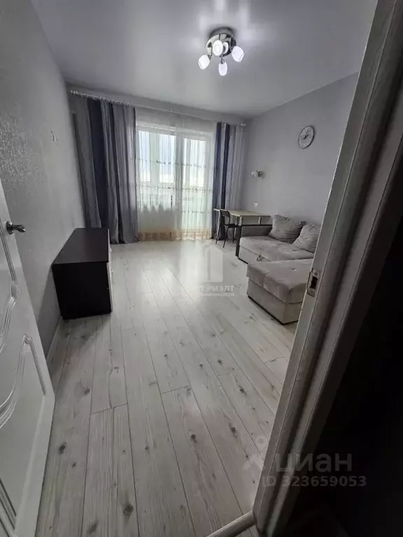 1-к кв. Калининградская область, Калининград просп. Победы, 70Б (40.1 ... - Фото 1