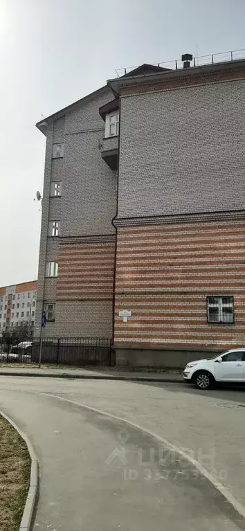 Свободной планировки кв. Псковская область, Псков ул. Розы Люксембург, ... - Фото 0