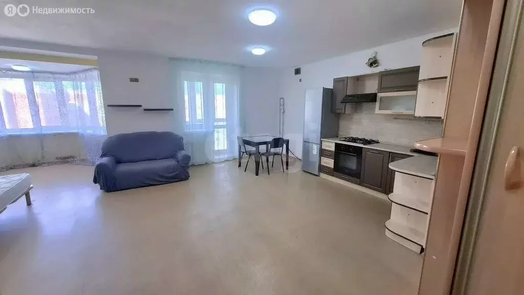 Квартира-студия: Омск, улица 70 лет Октября, 15/1 (47 м) - Фото 2