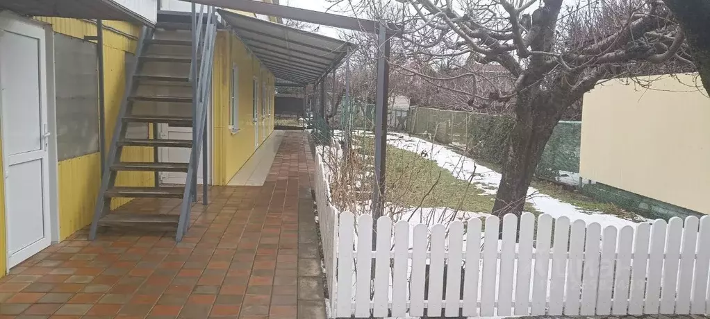 Дом в Краснодарский край, Ейск Таманская ул. (150 м) - Фото 1