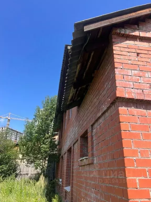 Дом в Свердловская область, Екатеринбург ул. Лоцмановых, 112 (387 м) - Фото 1
