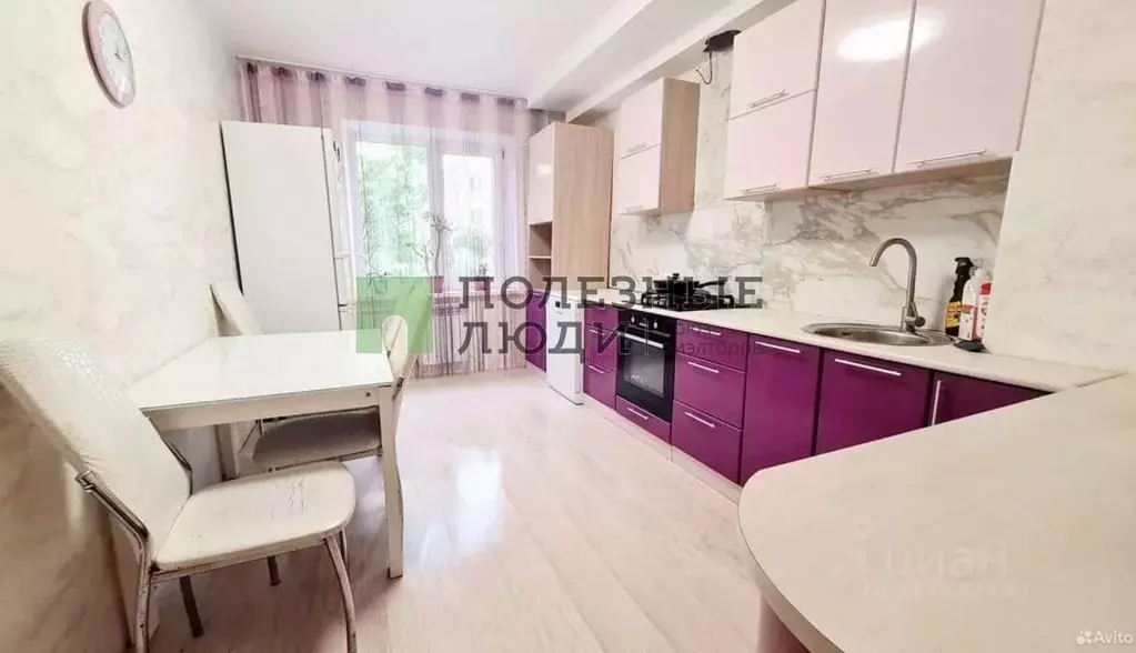 3-к кв. Саратовская область, Саратов ул. Имени Н.В. Исаева, 3 (73.0 м) - Фото 0