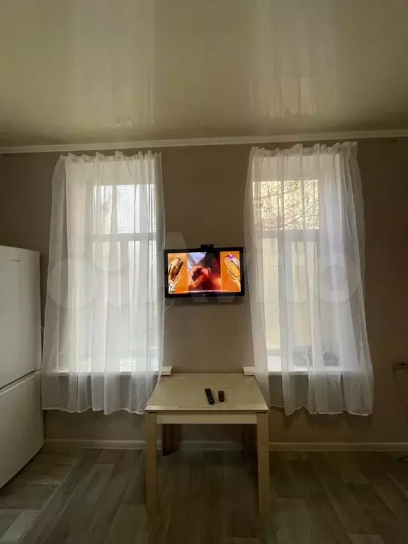 Комната 20 м в 6-к., 1/1 эт. - Фото 1