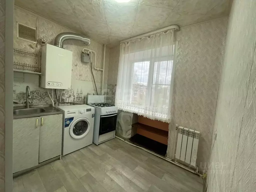 2-к кв. Псковская область, Остров Пригородная ул., 8 (39.8 м) - Фото 1