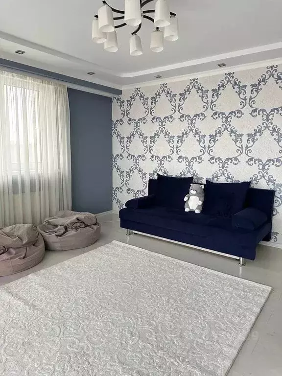 2-к кв. Татарстан, Елабуга просп. Нефтяников, 68 (70.0 м) - Фото 2