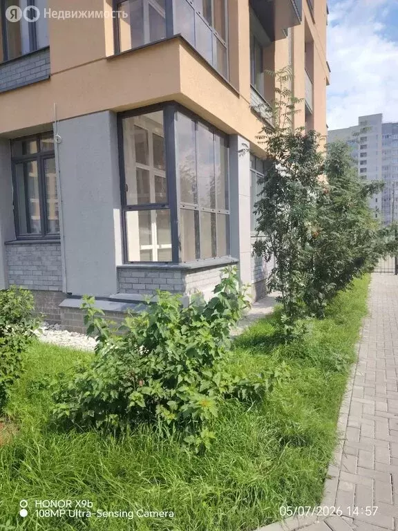 Квартира-студия: Екатеринбург, улица Академика Вонсовского, 21/4 (29.8 ... - Фото 2