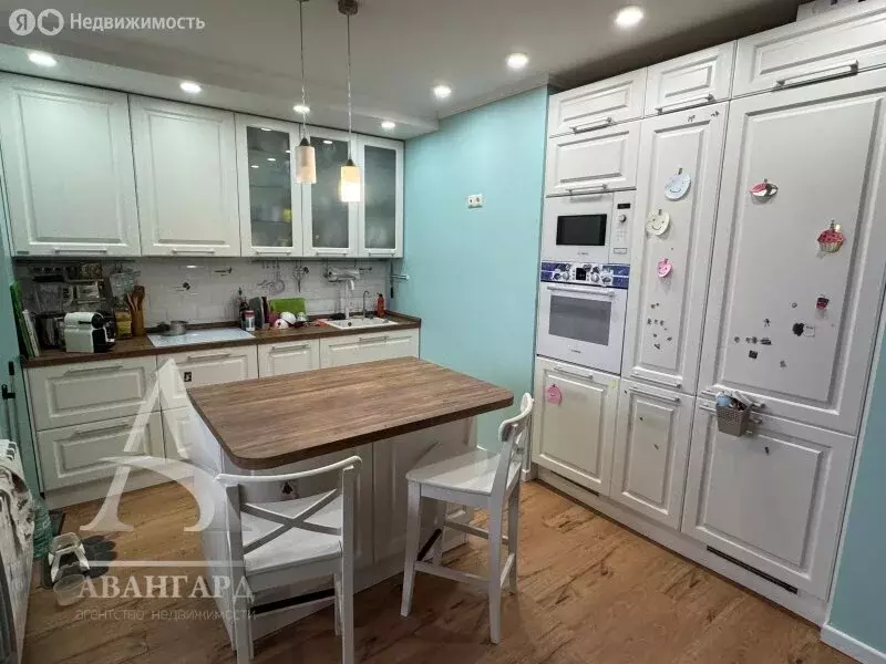 3-комнатная квартира: Клин, Клинская улица, 28 (98.4 м) - Фото 1