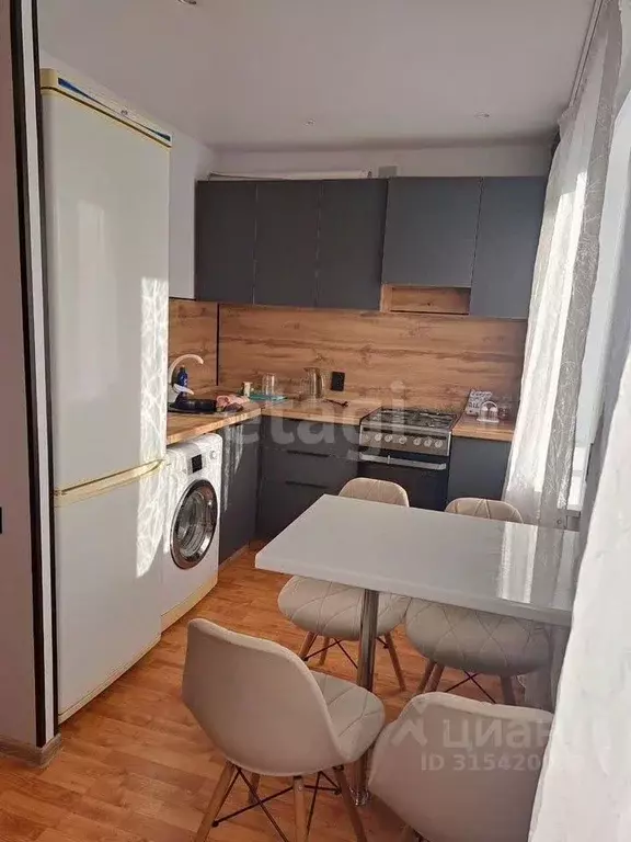 Студия Башкортостан, Стерлитамак ул. Ибрагимова, 10 (30.3 м) - Фото 1