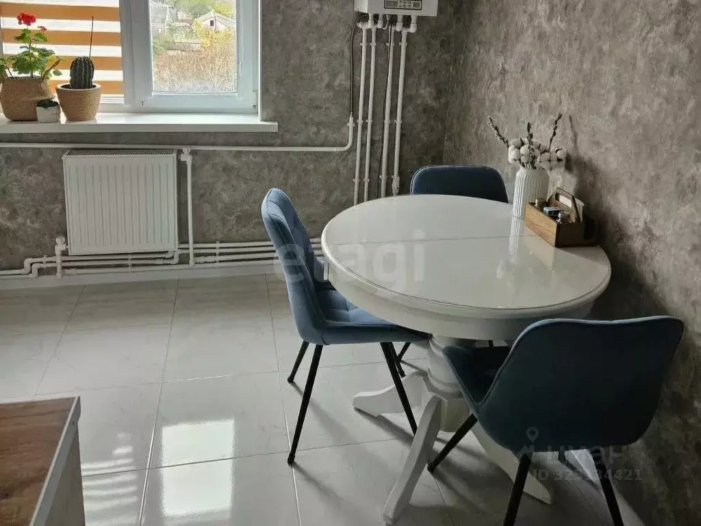 2-к кв. Крым, Ленино пгт ул. Энгельса, 15 (50.8 м) - Фото 2