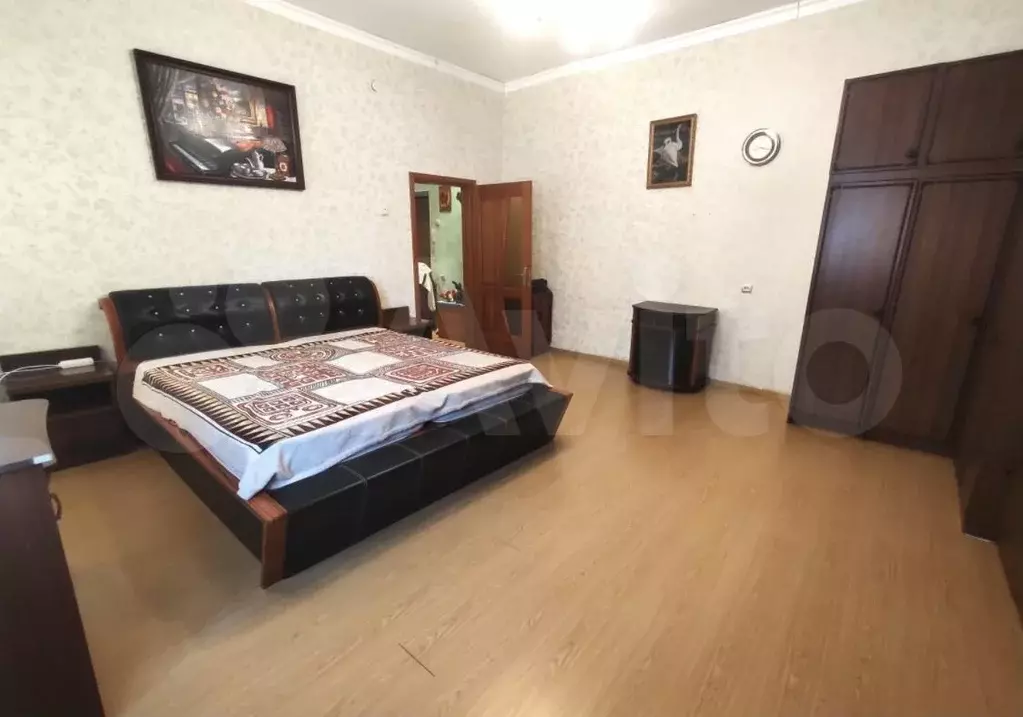 1-к. квартира, 42 м, 2/4 эт. - Фото 0