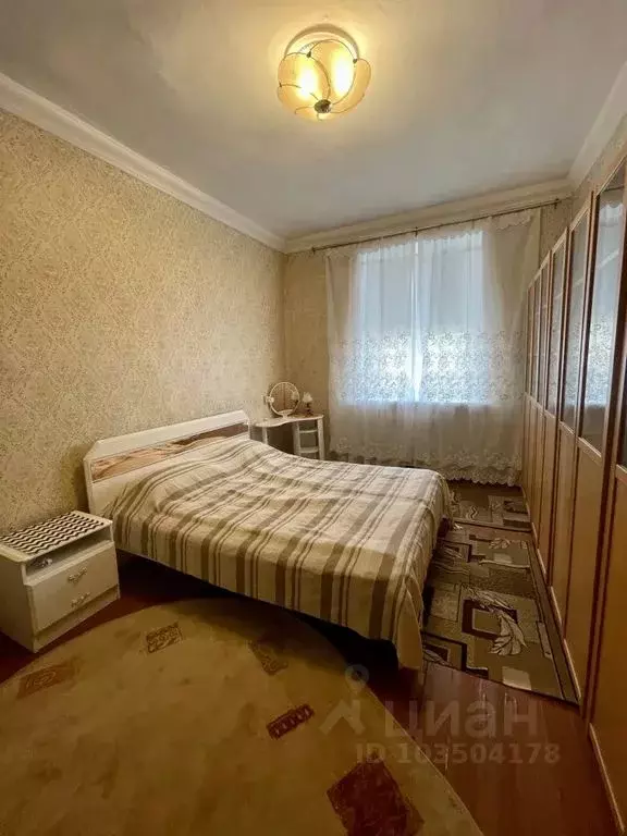 2-к кв. Карелия, Петрозаводск просп. Ленина, 16 (63.0 м) - Фото 0