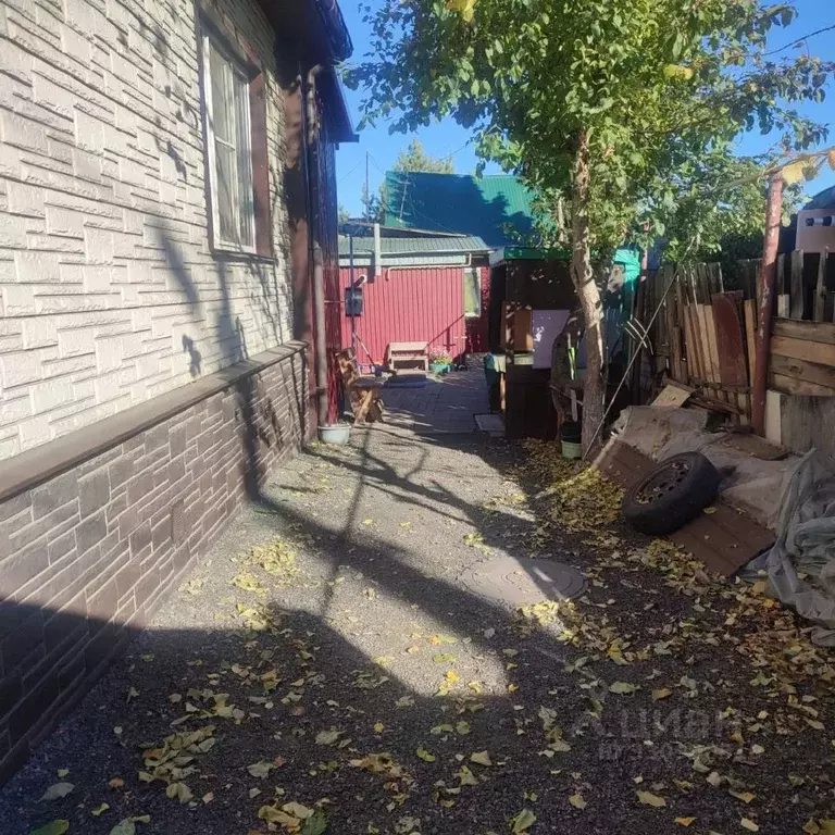 Дом в Омская область, Омск ул. Арнольда Нейбута, 161 (52 м) - Фото 1